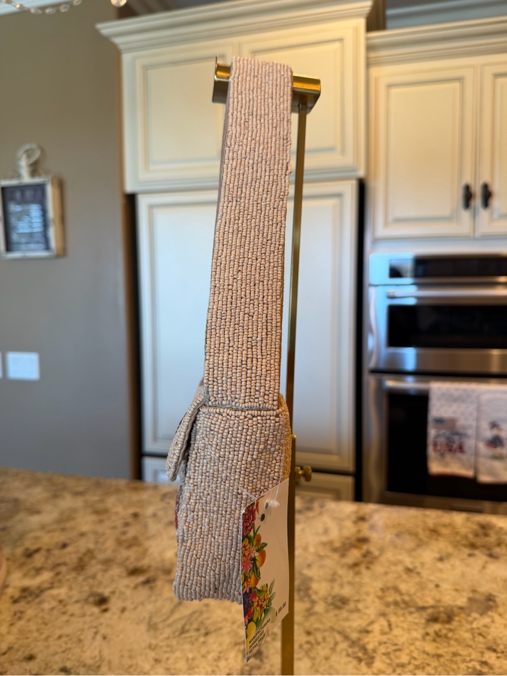 Beaded Beige Shoulder Bag with Pizza Slice Motif - Picture 4 of 10